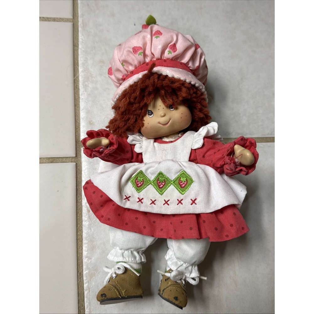 Marie Osmond 10" Tiny Tots Strawberry Shortcake Porcelain Doll #1934 Rare